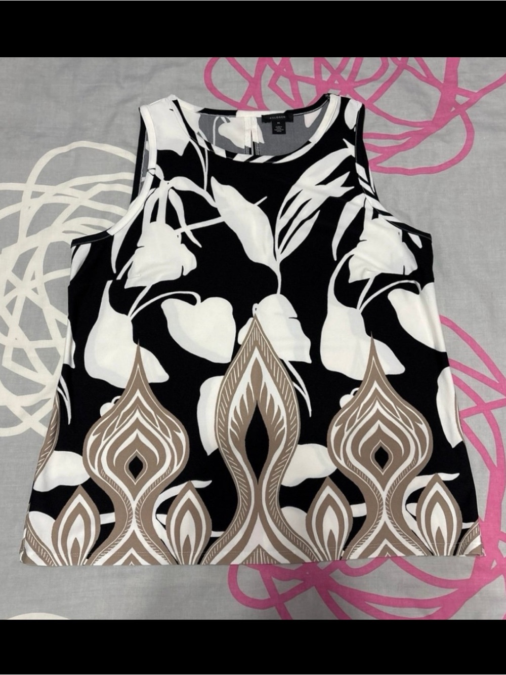 Halogen Black and White Floral Sleeveless Top With Brown Designs